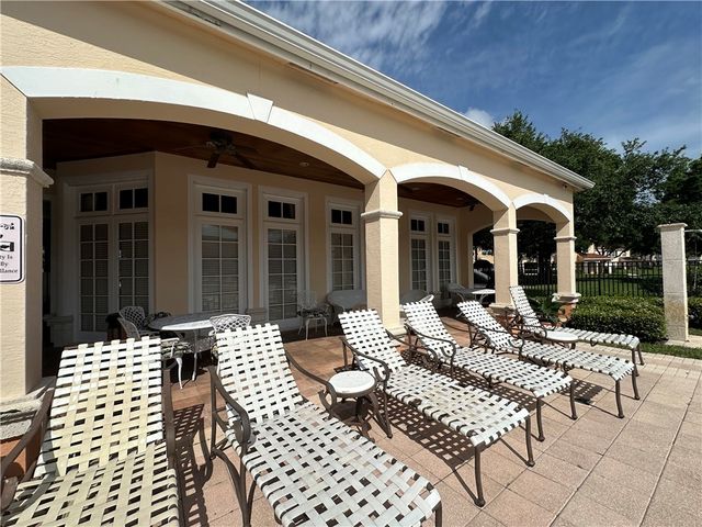 2560 57th Circle 2560, Vero Beach, FL 32966