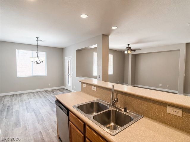 9082 Wine Cellar Avenue, Las Vegas, NV 89148