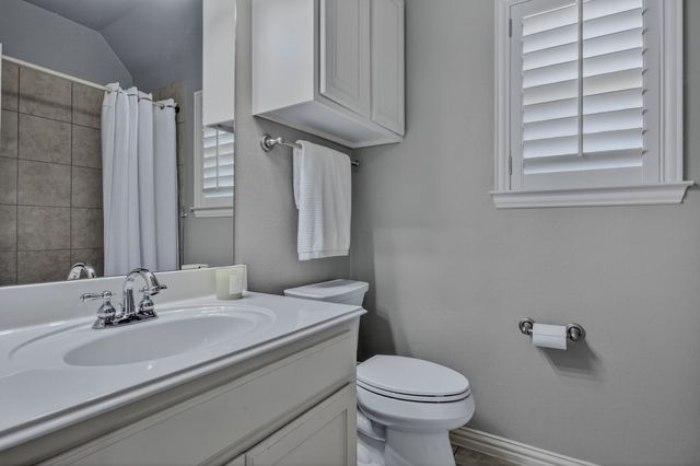 1307 Featherwood Drive, Murphy, TX 75094
