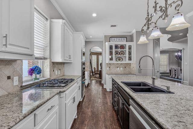 1307 Featherwood Drive, Murphy, TX 75094