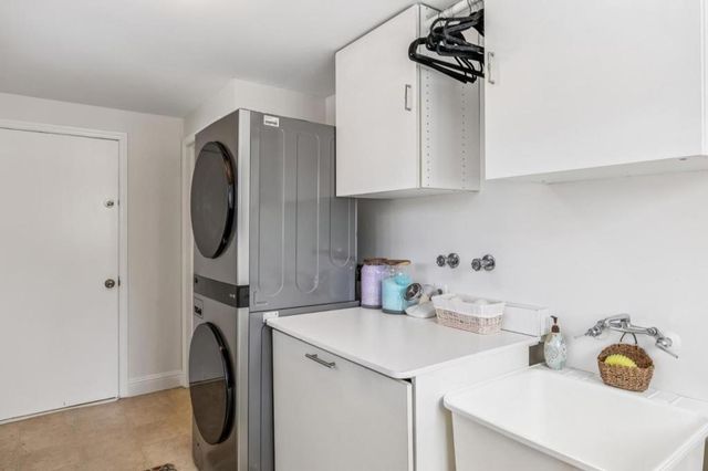 2395 Branner Drive, Menlo Park, CA 94025