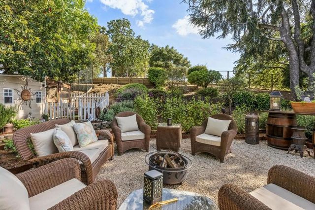 2395 Branner Drive, Menlo Park, CA 94025