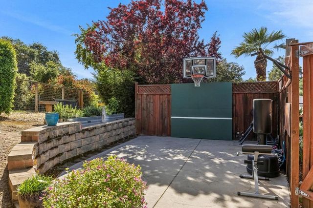 2395 Branner Drive, Menlo Park, CA 94025