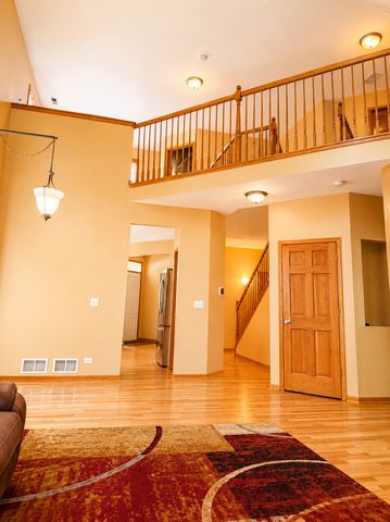 291 Jennifer Court, Gurnee, IL 60031