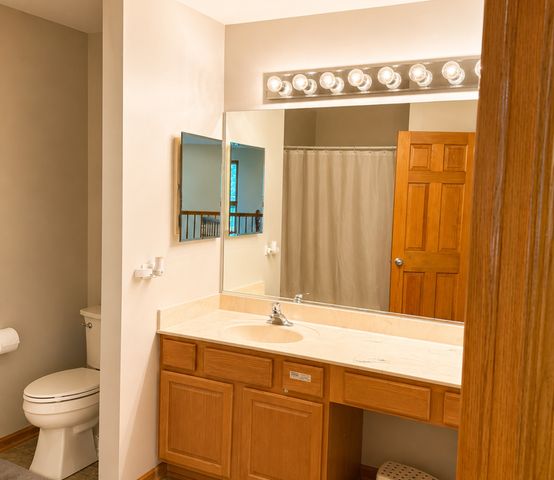 291 Jennifer Court, Gurnee, IL 60031