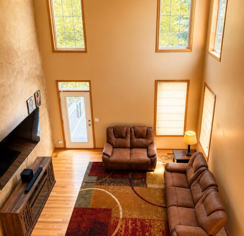 291 Jennifer Court, Gurnee, IL 60031