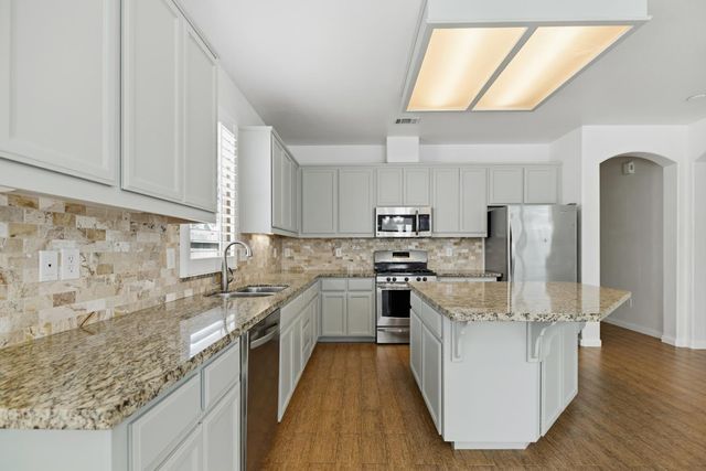 1650 Solaro Way, Manteca, CA 95336