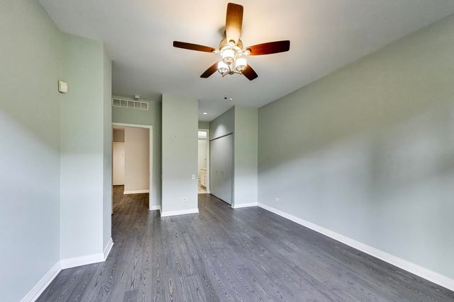 550 W Fulton Street 202, Chicago, IL 60661