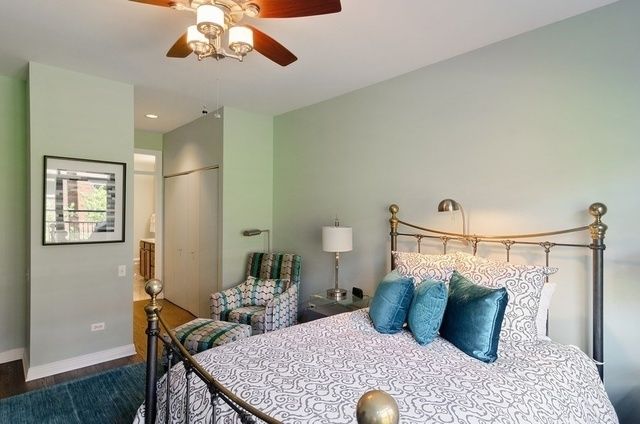 550 W Fulton Street 202, Chicago, IL 60661
