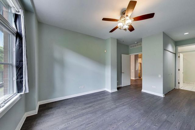 550 W Fulton Street 202, Chicago, IL 60661
