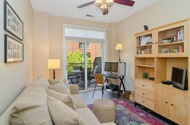 550 W Fulton Street 202, Chicago, IL 60661
