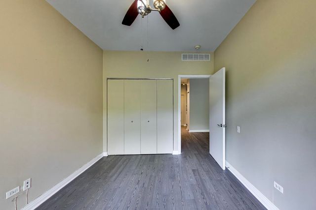 550 W Fulton Street 202, Chicago, IL 60661