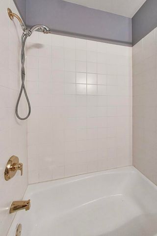 550 W Fulton Street 202, Chicago, IL 60661
