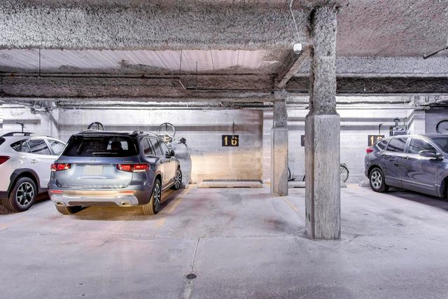 550 W Fulton Street 202, Chicago, IL 60661