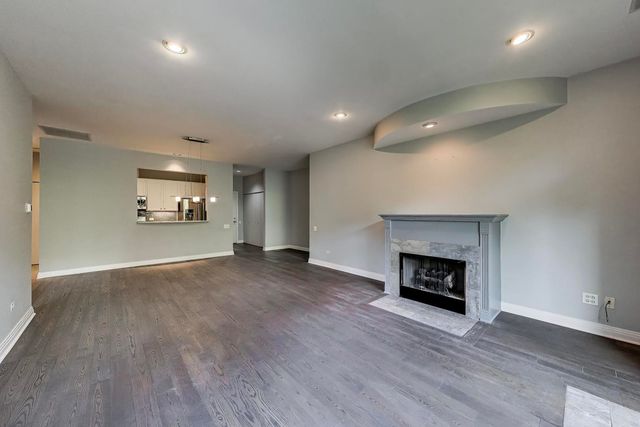 550 W Fulton Street 202, Chicago, IL 60661