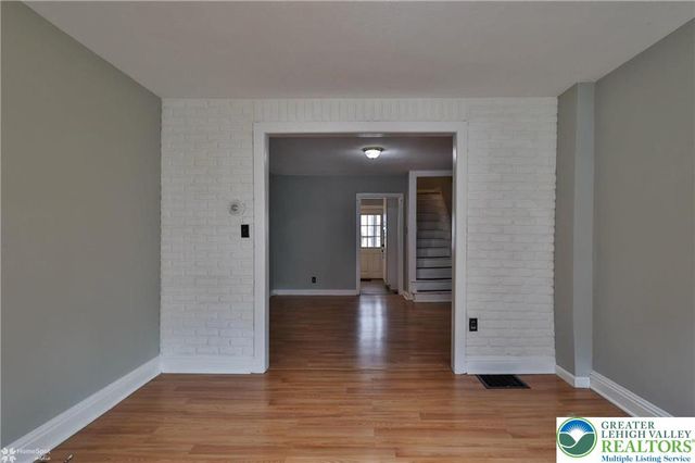 123 East Garrison Street, Bethlehem City, PA 18018