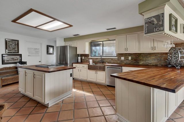 175 BAYWOOD DRIVE, Oak Hill, FL 32759