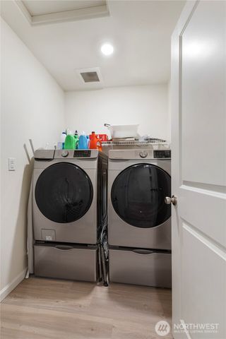 5819 114th Avenue Ct E, Puyallup, WA 98372