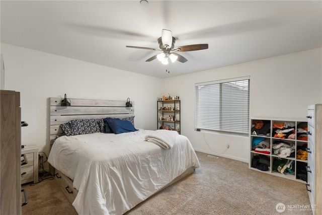 5819 114th Avenue Ct E, Puyallup, WA 98372