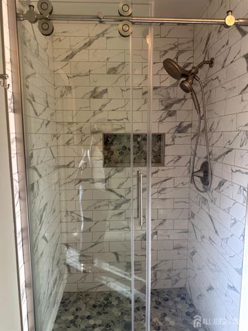 480 Witney Court, North Brunswick, NJ 08902