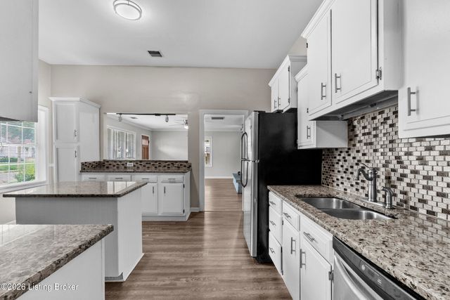 1206 Brookline Ave, Louisville, KY 40215