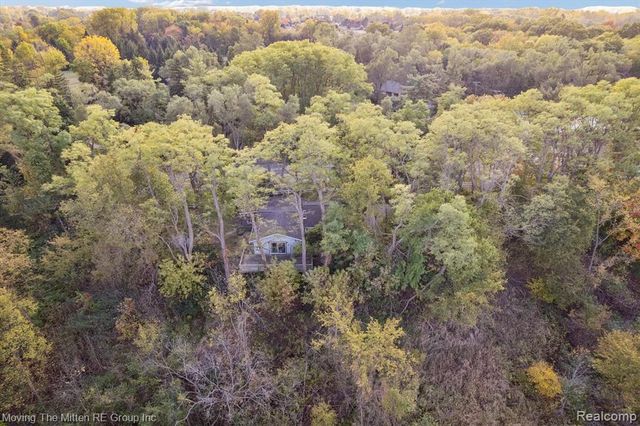 50710 W Huron River Drive, Belleville, MI 48111