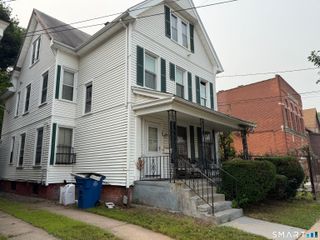 380 Dixwell Avenue, New Haven, CT 06511