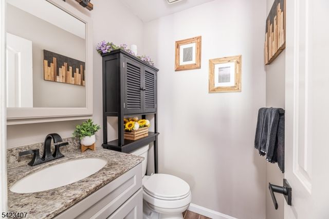 14 Falcon Ridge Way 4, Hamburg Boro, NJ 07419