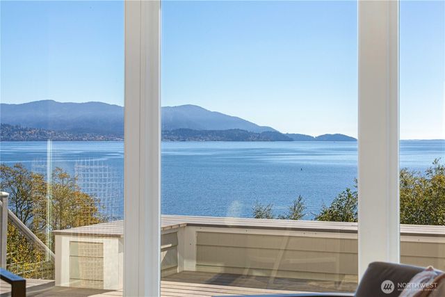 1359 Olympic Way, Bellingham, WA 98225