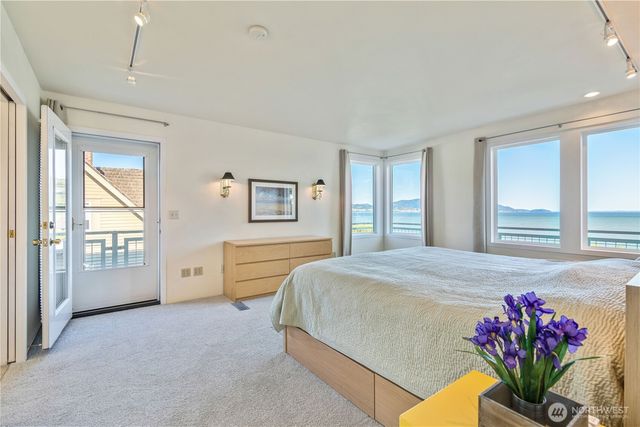 1359 Olympic Way, Bellingham, WA 98225