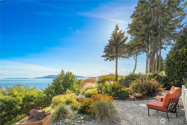 1359 Olympic Way, Bellingham, WA 98225