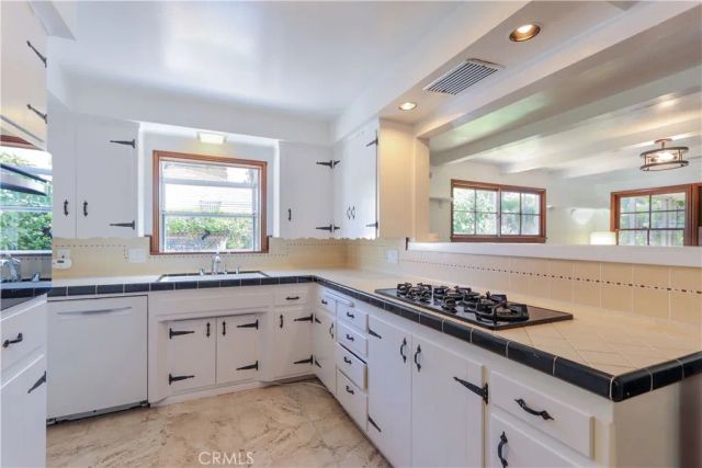 3806 Rosehedge, Fullerton, CA 92835