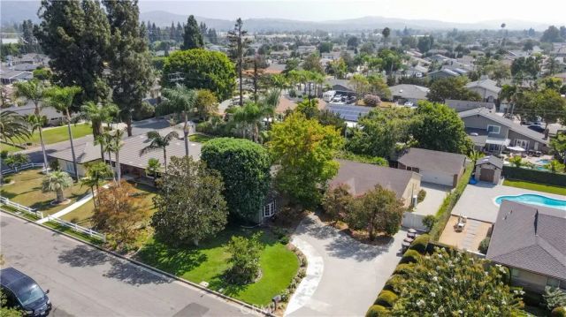 3806 Rosehedge, Fullerton, CA 92835