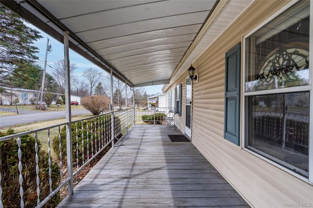 10 Apple Lane, New Paltz, NY 12561