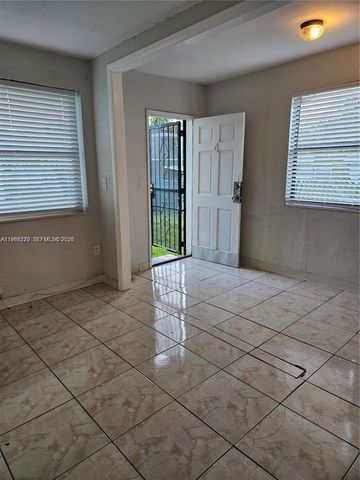 1437 NE 110th Terrace 4, Miami, FL 33161