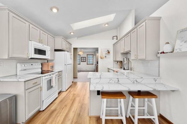 344 Saxonwood Road, Altoona, WI 54720