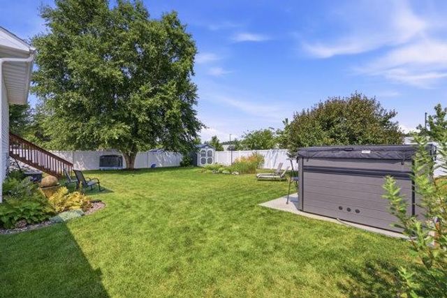 344 Saxonwood Road, Altoona, WI 54720
