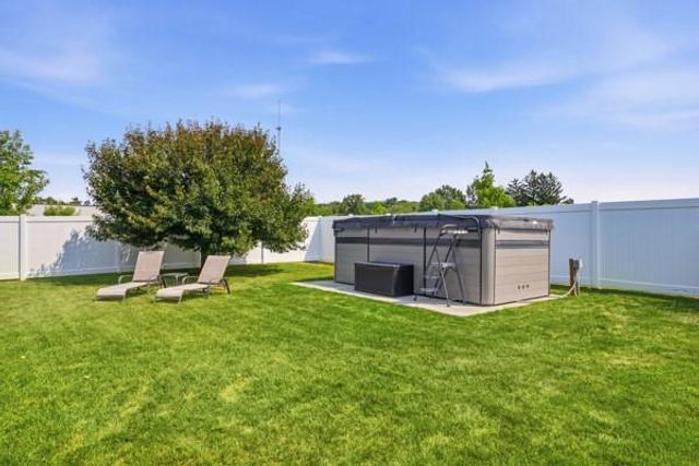 344 Saxonwood Road, Altoona, WI 54720