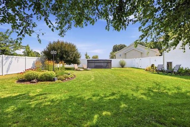 344 Saxonwood Road, Altoona, WI 54720