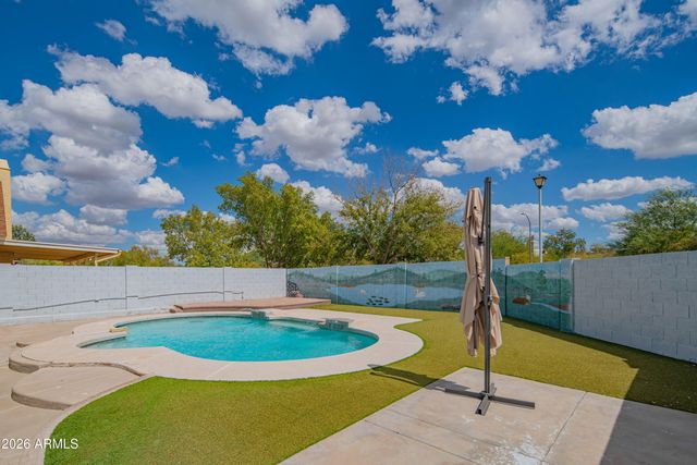 10615 N 63RD Drive, Glendale, AZ 85304