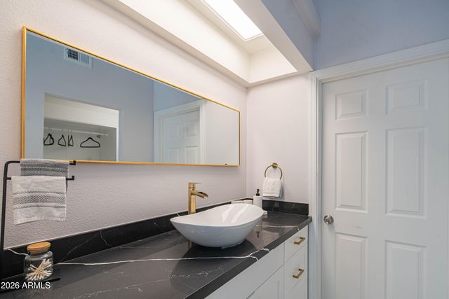 10615 N 63RD Drive, Glendale, AZ 85304