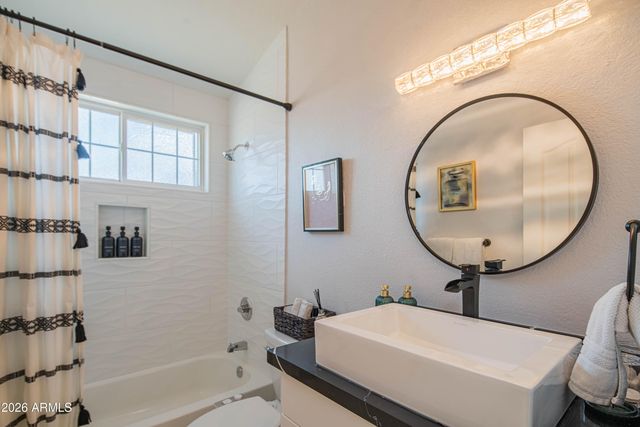 10615 N 63RD Drive, Glendale, AZ 85304