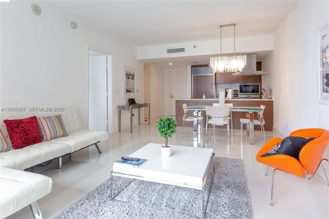 485 Brickell Ave 2006, Miami, FL 33131