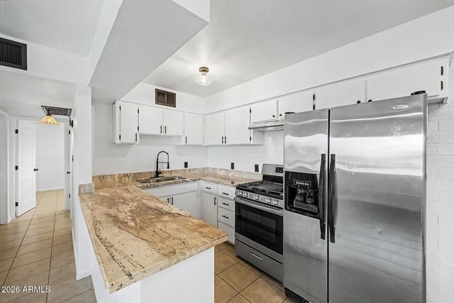 11130 W JERSEY Avenue, Youngtown, AZ 85363