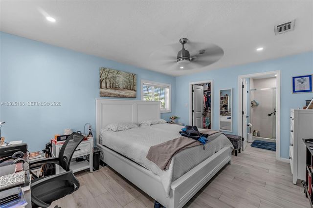 15042 SW 69th Street, Miami, FL 33193