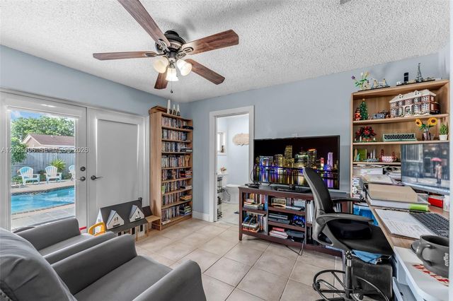 15042 SW 69th Street, Miami, FL 33193