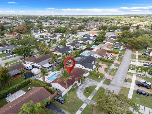 15042 SW 69th Street, Miami, FL 33193