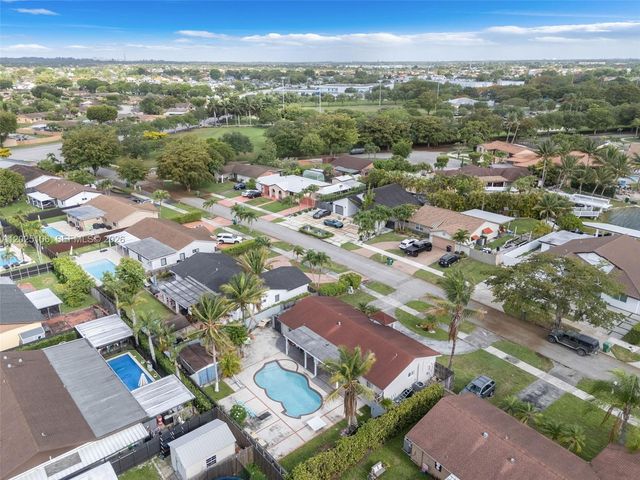 15042 SW 69th Street, Miami, FL 33193