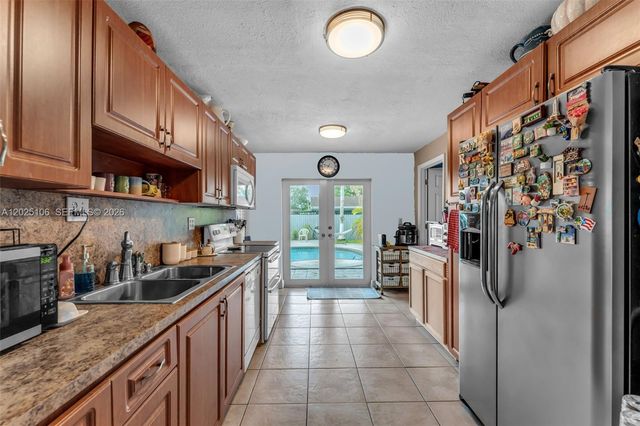 15042 SW 69th Street, Miami, FL 33193