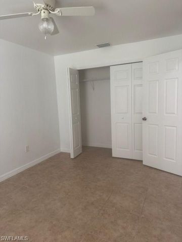 1912 SW 15th PL, Cape Coral, FL 33991